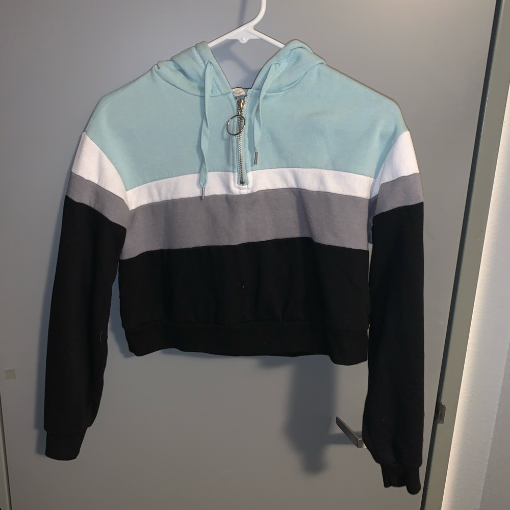 Cropped striped hoodie